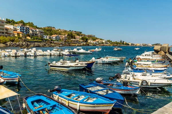 Port Promenade Acicastello Sicile Été — Photo