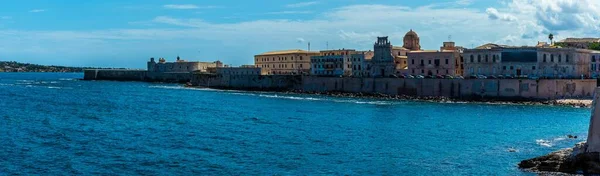 Panorama Längs Stranden Ortygia Syrakusa Sicilien Sommaren — Stockfoto