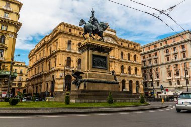 Napoli, İtalya 'daki Piazzo Giovanni Bovio.
