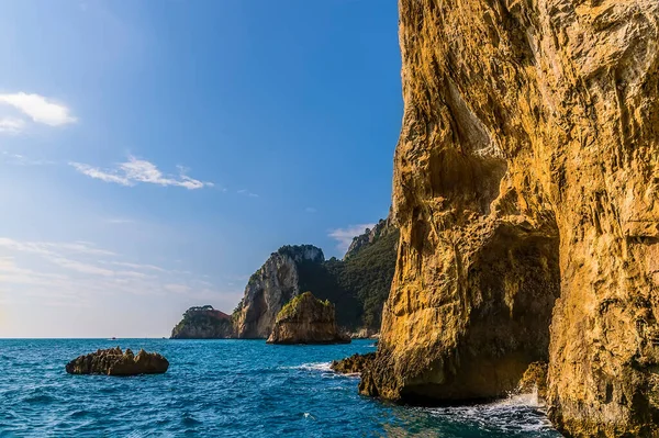 이탈리아 카프리 해안을 — 스톡 사진
