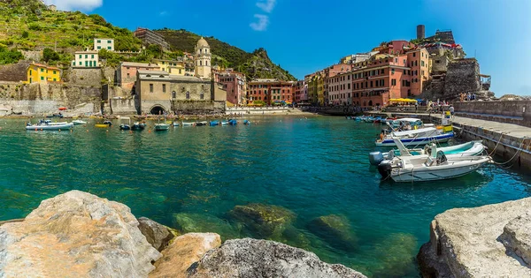 Une Vue Panoramique Depuis Mur Port Vers Village Pittoresque Vernazza — Photo