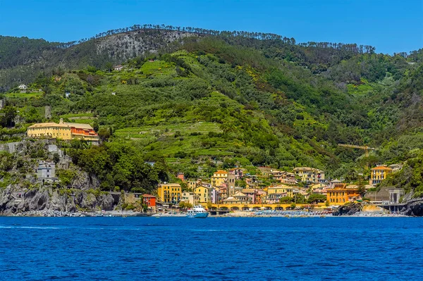 View Sea Old District Monterosso Italy Summertime — Stock Photo, Image