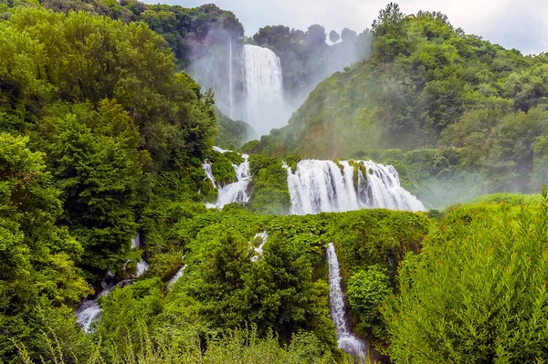 Een Blik Spectaculaire Romeinse Watervallen Marmore Umbrië Italië Zomer — Stockfoto