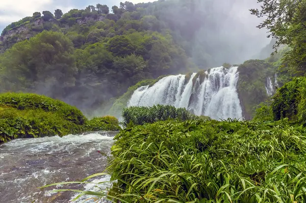 Uitzicht Middelste Trap Waterval Marmore Umbrië Italië Zomer — Stockfoto