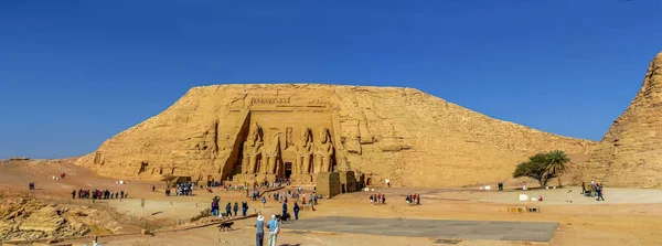 Pohled Přemístěné Chrámy Abu Simbel Egypt Létě — Stock fotografie