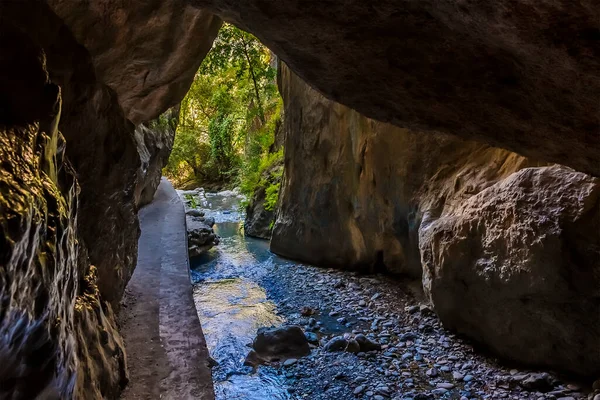 Monachil Rivier Stroomt Door Een Tunnel Sierra Nevada Spanje Zomer — Stockfoto