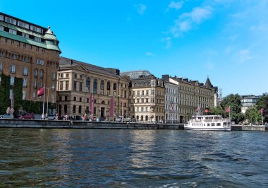 İsveç 'in başkenti Stockholm' ün yaz aylarındaki gezisi boyunca bir manzara.