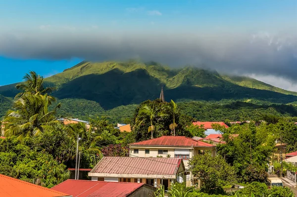 Une Vue Panoramique Sur Une Colonie Pied Volcan Mont Pelée — Photo