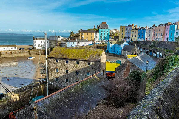 Utsikt Från Innermuren Över Hamnen Tenby Vid Lågvatten — Stockfoto