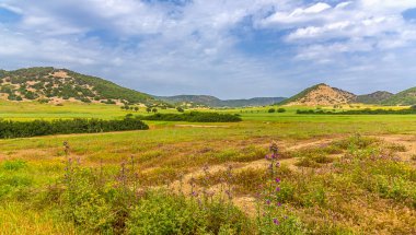 Kuzey Kıbrıs 'taki Karpass Yarımadası' nda panoramik bir manzara