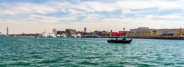 Abra Water Taxis Ply Trade Dubai Creek Uae Springtime Royalty Free Stock Photos