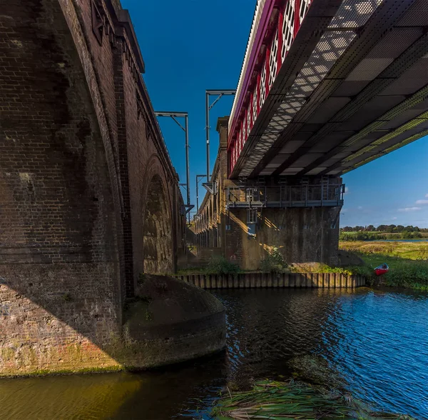 Blick Unter Das Fourteen Arches Viadukt Der Nähe Von Wellingborough — Stockfoto