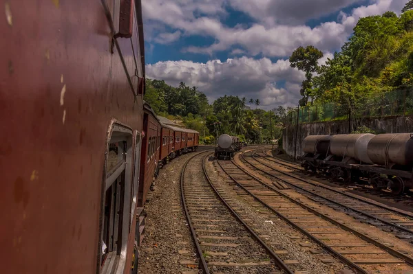 Vue Depuis Train Départ Gare Peradeniya Kandy Sri Lanka Asie — Photo