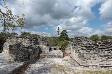 Antik Maya şehri Kohunlich 'in kalıntıları, Quintana Roo, Meksika