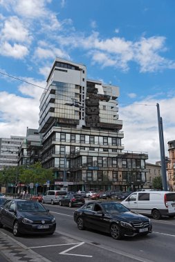 Offenbach Am Main, Almanya 19 Haziran 2018: Olağanüstü ofis ve ticari bina offenbach am main, hesse, Almanya