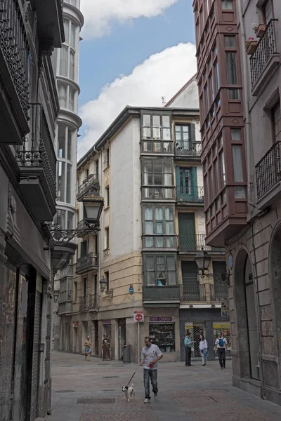 Bilbao Španělsko July 2018 Lidé Úzkých Uliček Historického Starého Města — Stock fotografie