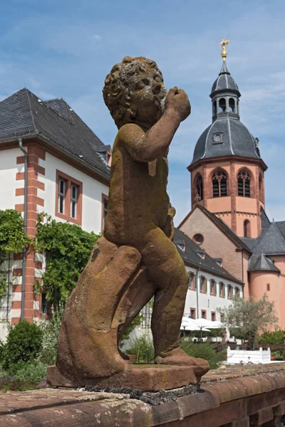 Figure sculpture statue in the monastery garden of St. Marcellinus and Peter in Seligenstadt, Germany. — Stock Image Figure Sculpture Statue Monastery Garden Marcellinus Peter Seligenstadt Germany Royalty Free Stock Photos