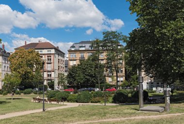 FRANKFURT AM MAIN, GERMANY-JUNE 27, 2018: baseler platz square in downtown frankfurt, germanybaseler platz square in downtown frankfurt, germany.