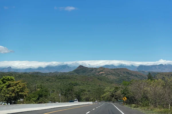 Pan americké dálnici poblíž Santiago panama — Stock fotografie