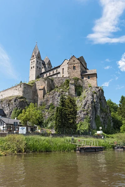 De katholieke kerk St lubentius in Dietkirchen Limburg an der Lahn Hessen Duitsland — Stockfoto