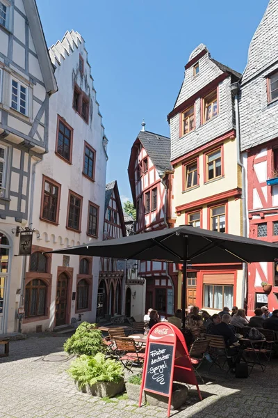 LIMBURG, ALEMANIA-MAYO 25, 2019: fachadas de entramado de madera del casco antiguo de limburg an der lahn Alemania — Foto de Stock