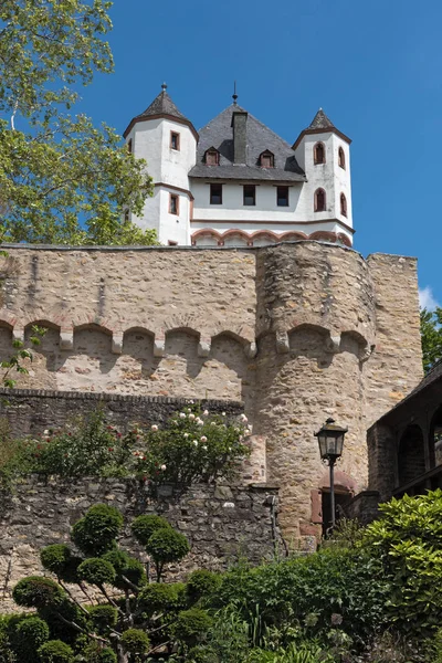 La torre del castillo electoral en Eltville en la Alemania del Rin — Foto de Stock