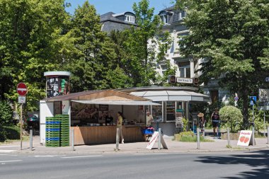 frankfurt ana Almanya'nın kuzeyinde küçük tipik kiosk