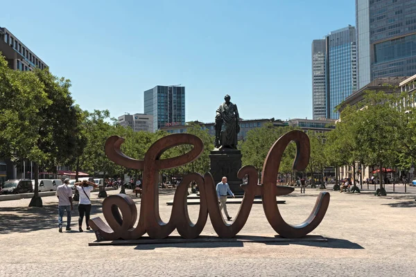 Statua in bronzo di Johann Wolfgang von Goethe a Francoforte, tedesco — Foto Stock