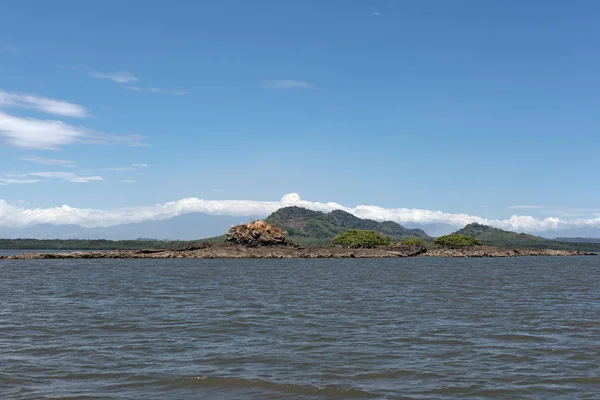 Islas en la Bahía de los Muertos el estuario del Río Platanal, Panamá — Foto de Stock