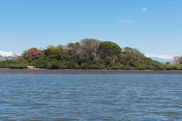 Ilhas da Bahia de los Muertos o estuário do Rio Platanal, Panamá — Fotografia de Stock