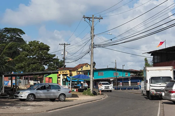 Calle principal en Portobelo pueblo región colon panama — Foto de Stock