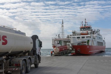 PUNTA DELGADA, ŞİLİ-FEBRUARİ 10, 2020 Punta Delgada 'dan Tierra del Fuego, Arjantin' e feribot