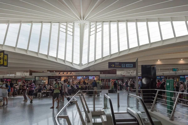 Bilbao Spain July 2018 Travelers New Terminal Bilbao Airport Bio — Stock Photo, Image
