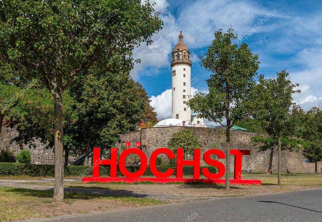 FRANKFURT AM MAIN, GERMANY-SEPTEMBER 05 , 2025: Red lettering Hchst in front of the castle, Frankfurt, Germany