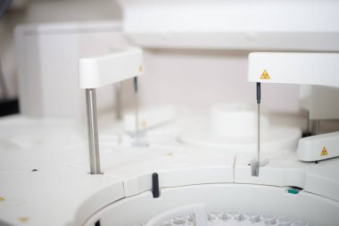 Bulanık beyaz sesi Kimya otomatikleştirmek. Tıp kavramı.