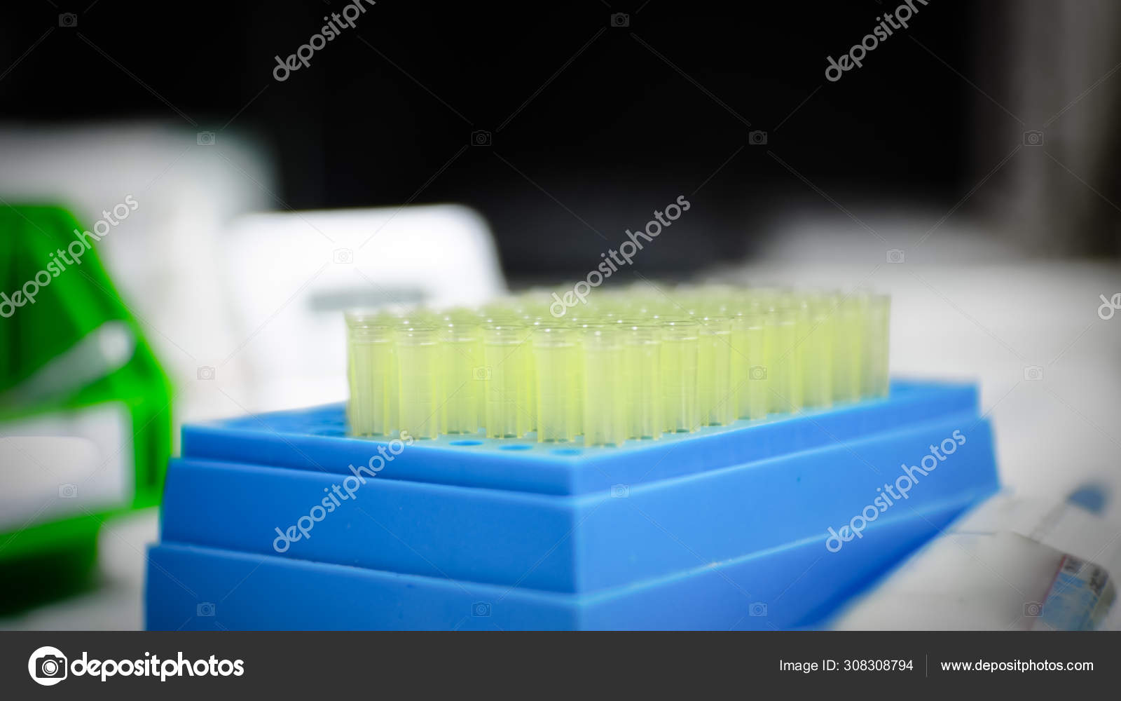 Equipement De Laboratoire Sur Fond Flou Image Libre De Droit Par Toeytoey C Equipement De Laboratoire Sur Fond Flou Image Libre De Droit Par Toeytoey C