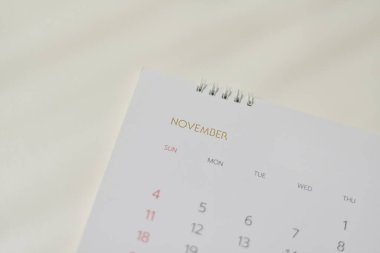 Bulanık takvim beyaz ton planlama 2021.