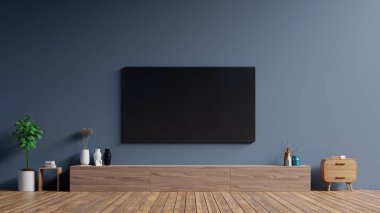 Oturma odasındaki karanlık duvarda LED TV, minimal tasarım, 3D görüntüleme