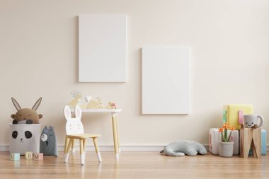Çocuk odasındaki posterleri, boş krem rengi duvar arkaplanındaki posterleri, 3D görüntüleme