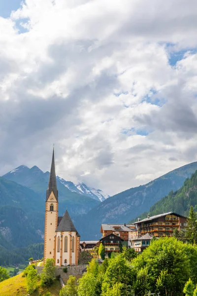 Avusturya Heiligenblut Alp Dağları Arasındaki Vadide Küçük Bir Kilise Grossglockner - Stok İmaj