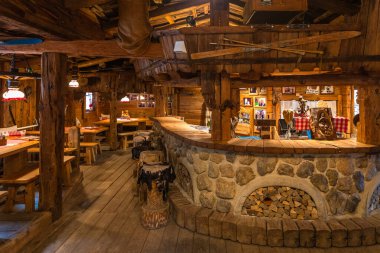 Ellmau / Avusturya - 03 Ağustos 2019: Rbezahl sadakası, dağcıların yiyip içebileceği bir yer..