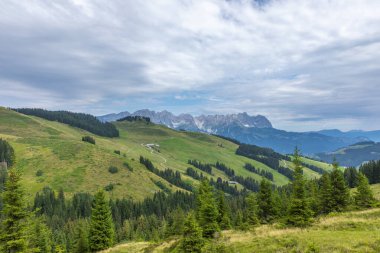 Wilder Kaiser, Ellmau, Avusturya 'nın nefes kesici manzarası.