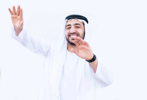 Arap Adam Gülümsüyor Mutlu Hissediyor — Stok fotoğraf