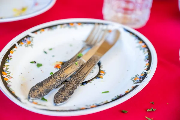Platos Vacíos Después Que Gente Terminó Comer — Foto de Stock