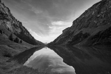 İsviçre Alpleri Graubuenden Dağı Sahne Gölü Panixer