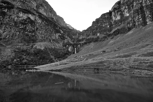 Suíça Alpes Graubuenden Montanha Paisagem Lago Panixer Fotos De Bancos De Imagens