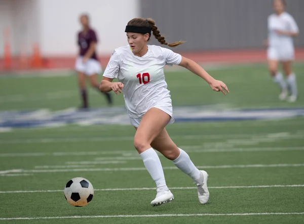 Young Attractive Athletic Girl Playing Soccer Game — Stock Photo, Image