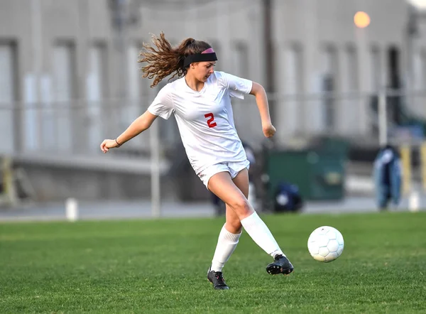 Young Attractive Athletic Girl Playing Soccer Game — Stock Photo, Image