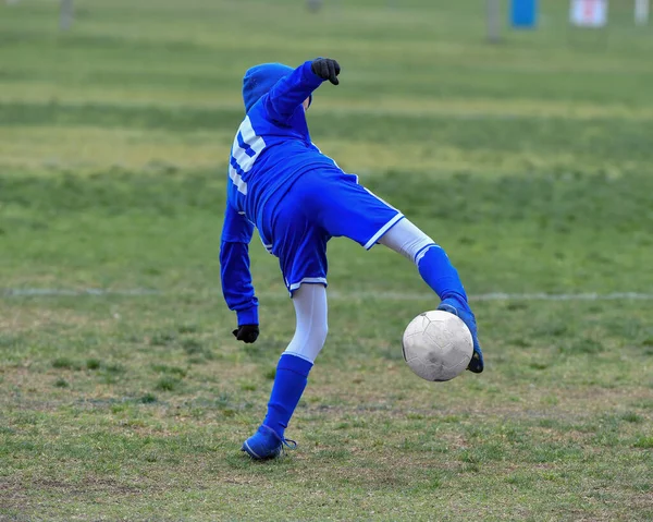 Athletic Boy Making Amazing Plays Soccer Game Intense Soccer Competition — Stock Photo, Image