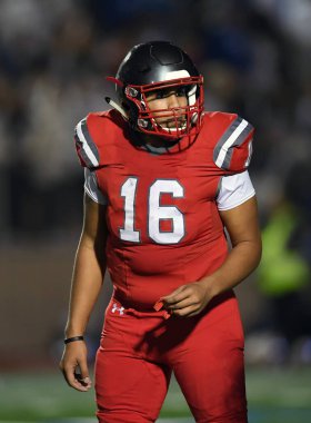 Futbolcuların bir futbol maçı sırasında inanılmaz oyunlar yapmalarının harika aksiyon fotoğrafları.